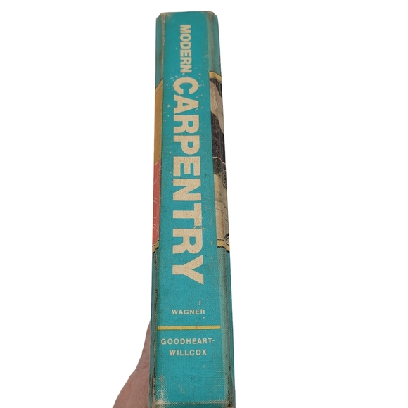 1973 Modern Carpentry‎ Textbook - Picture 1 of 8